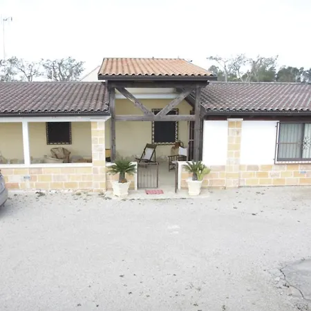 L'oasi Di Rigenia B&B 나르도
